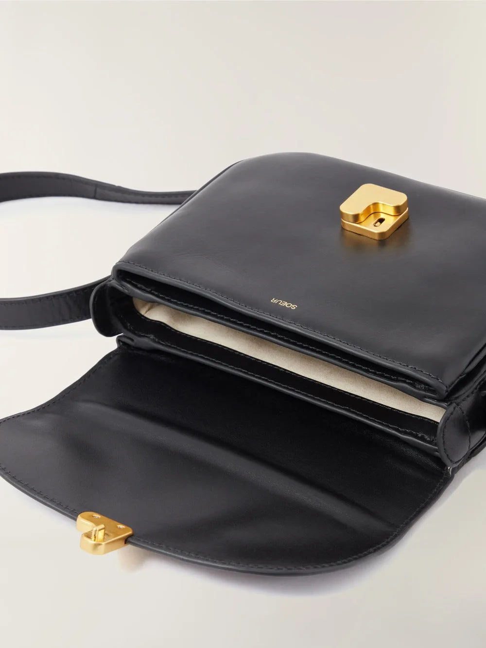 Classic Crossbody Square Bags
