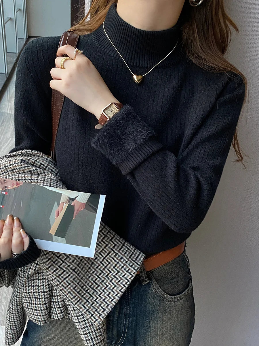 Oversized knitted sweater