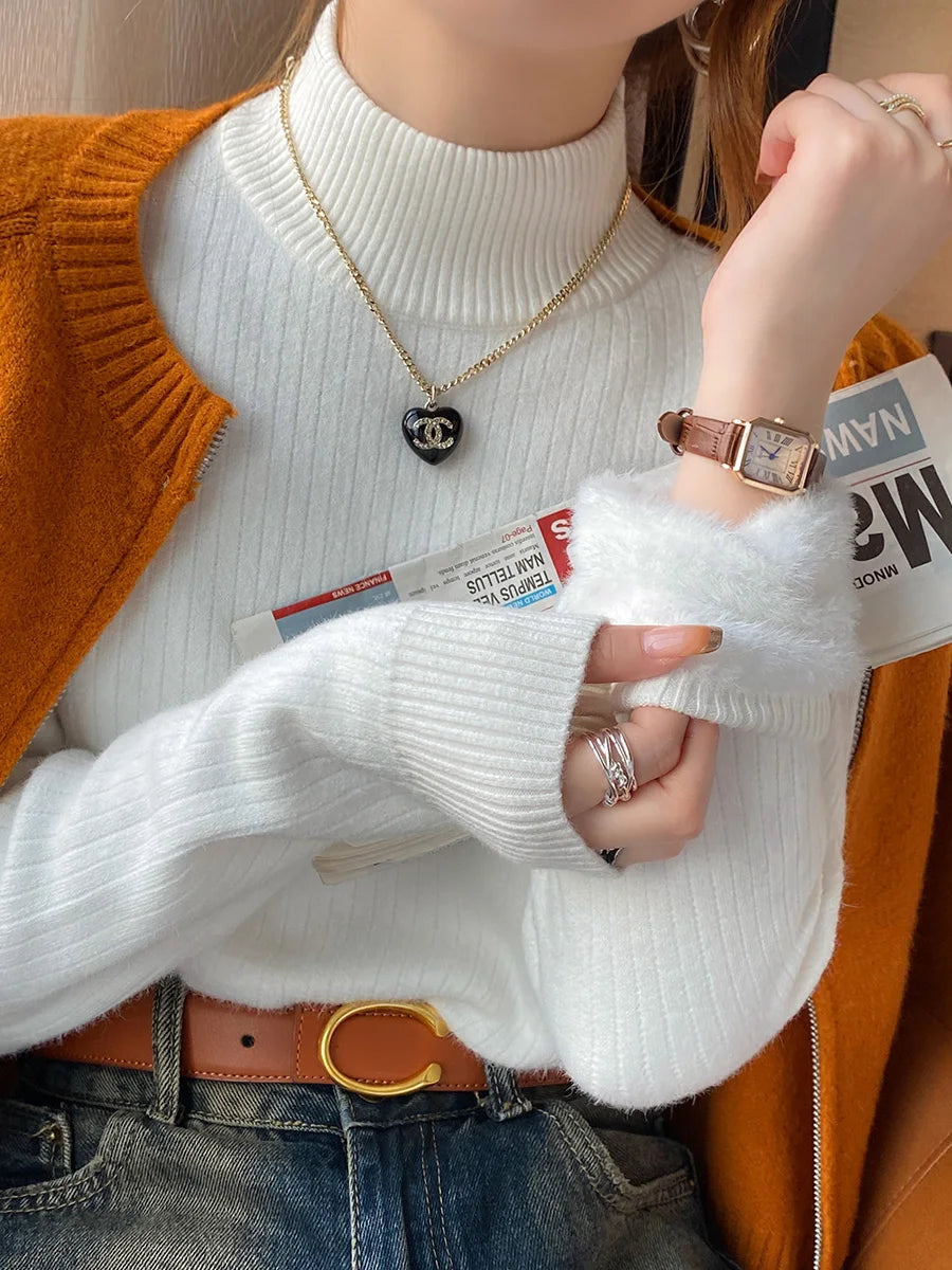 Oversized knitted sweater
