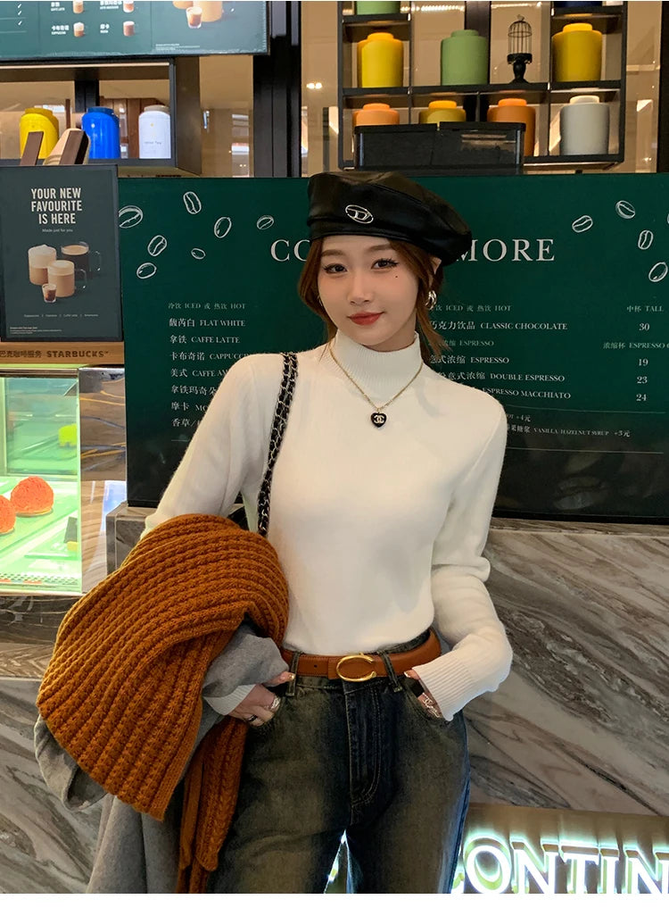 Oversized knitted sweater