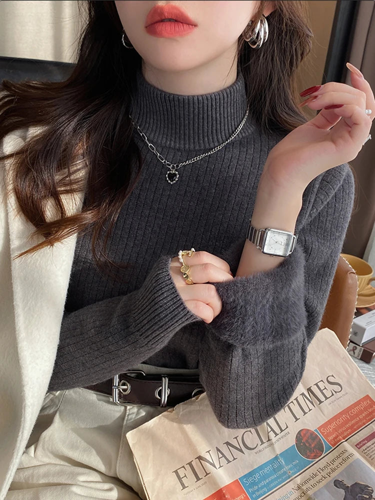 Oversized knitted sweater