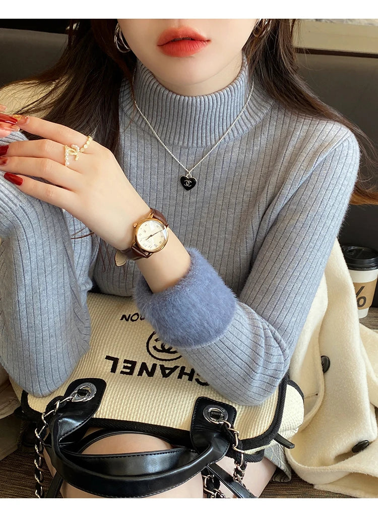 Oversized knitted sweater