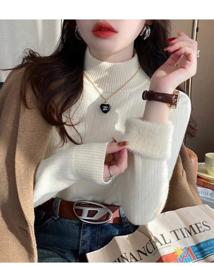 Oversized knitted sweater